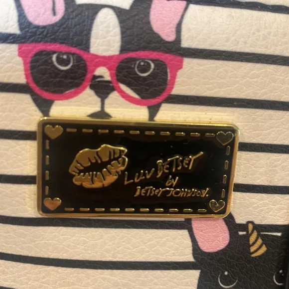 Betsey Johnson Black and White French Bulldog Crossbody Bag - Picture 7 of 10